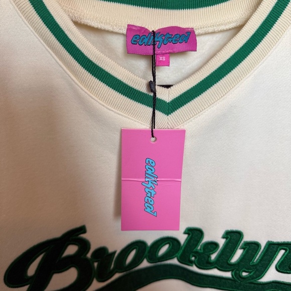 NWT Edikted Brooklyn Oversize Sweatshirt - Picture 4 of 6